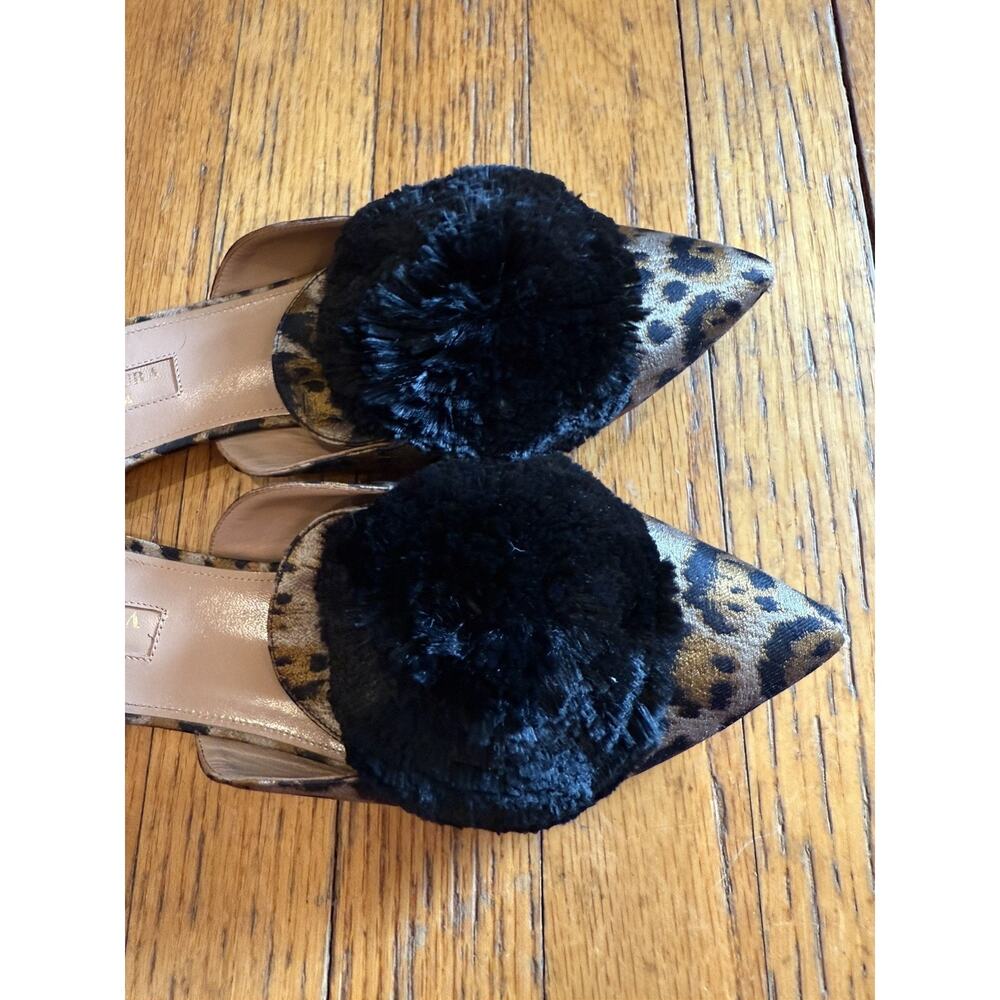 Aquazzura Mules Pointed Toe Slip-On Flat Gold Size 7.5 Women Powder Puff Pom Pom - Picture 7 of 12
